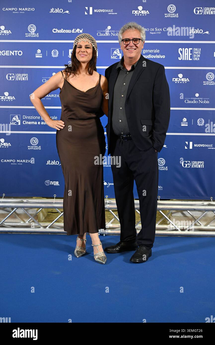 IPA85441166 - Neapel : San Carlo Theater . Roter Teppich Nastri d'argento TV-Serie . Auf dem Foto: Roberta Procida, Simone Spada Stockfoto