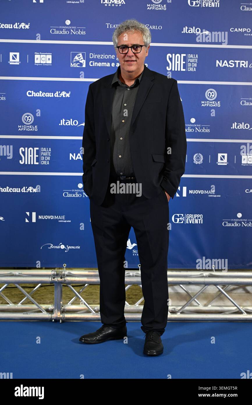 IPA85441155 - Neapel : San Carlo Theater . Roter Teppich Nastri d'argento TV-Serie . Auf dem Foto: Simone Spada Stockfoto