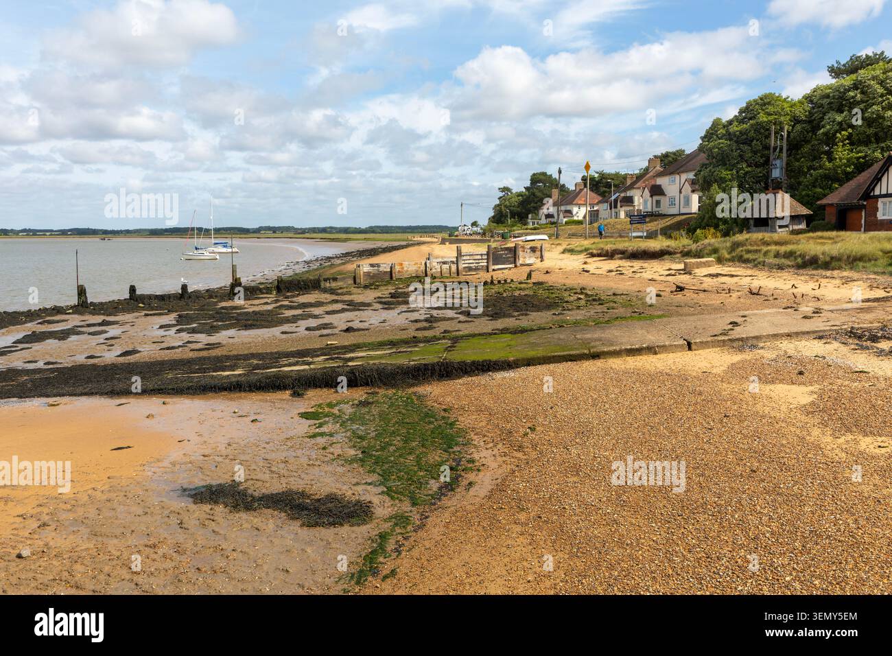 Sandstrand Ebbe Flussmündung des Flusses Deben, Nordseeküste, Bawdsey Quay, Suffolk, England, UK Stockfoto