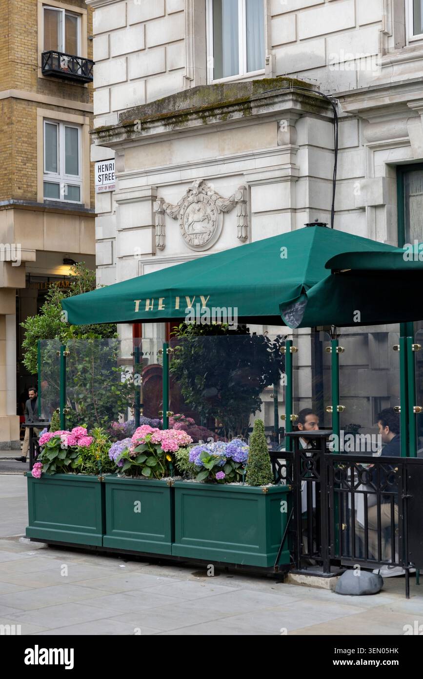LONDON, ENGLAND. 08-06-26. The Ivy im Covent Garden in Central London, England. Foto: SMP News Stockfoto