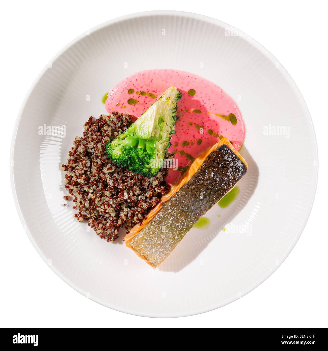 Gegrillter Lachs mit Quinoa und Brokkoli Stockfoto
