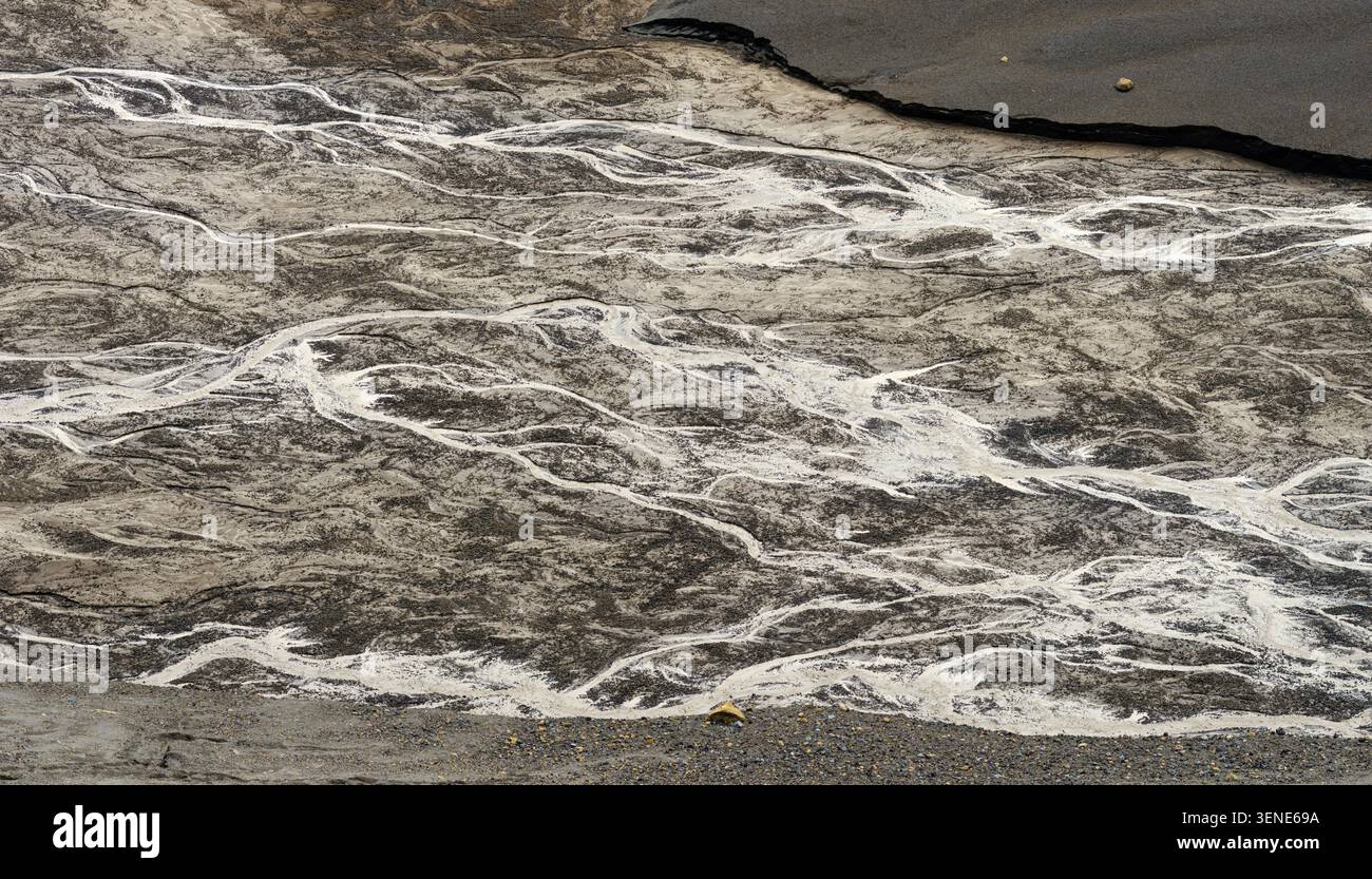 Fließendes Wasser in der Antarktis durch globale Erwärmung und geothermische Aktivität. Landschaft an der Telefon Bay of Deception Island auf der South Shetland Isla Stockfoto