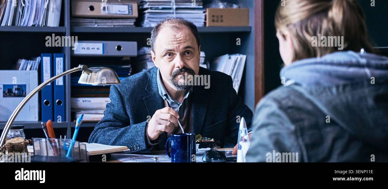 Arkadiusz Jakubik I Never Cry (2020) Jak najdalej stad (2020) *Filmstill - nur redaktionelle Verwendung* siehe Besondere Anweisungen. CAP/SFS-Image, das von CA bereitgestellt wird Stockfoto