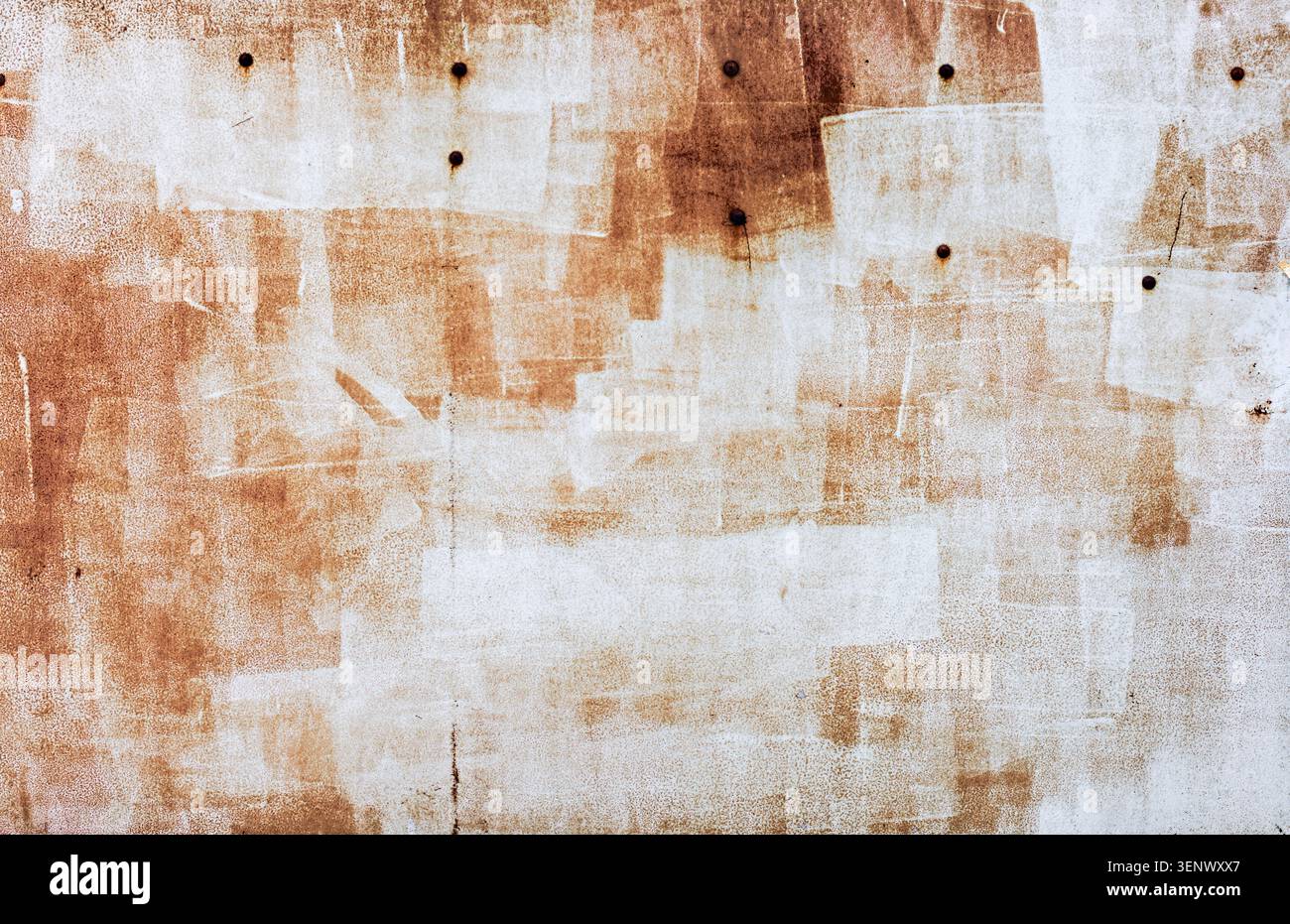 Rustikale strukturierte Wand mit verwitterter Farbe Stockfoto