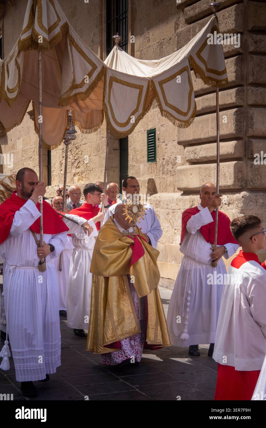 Malta, Valletta, Erzbischofsstraße, religiöse Prozession zum Palast des Großmeisters Stockfoto