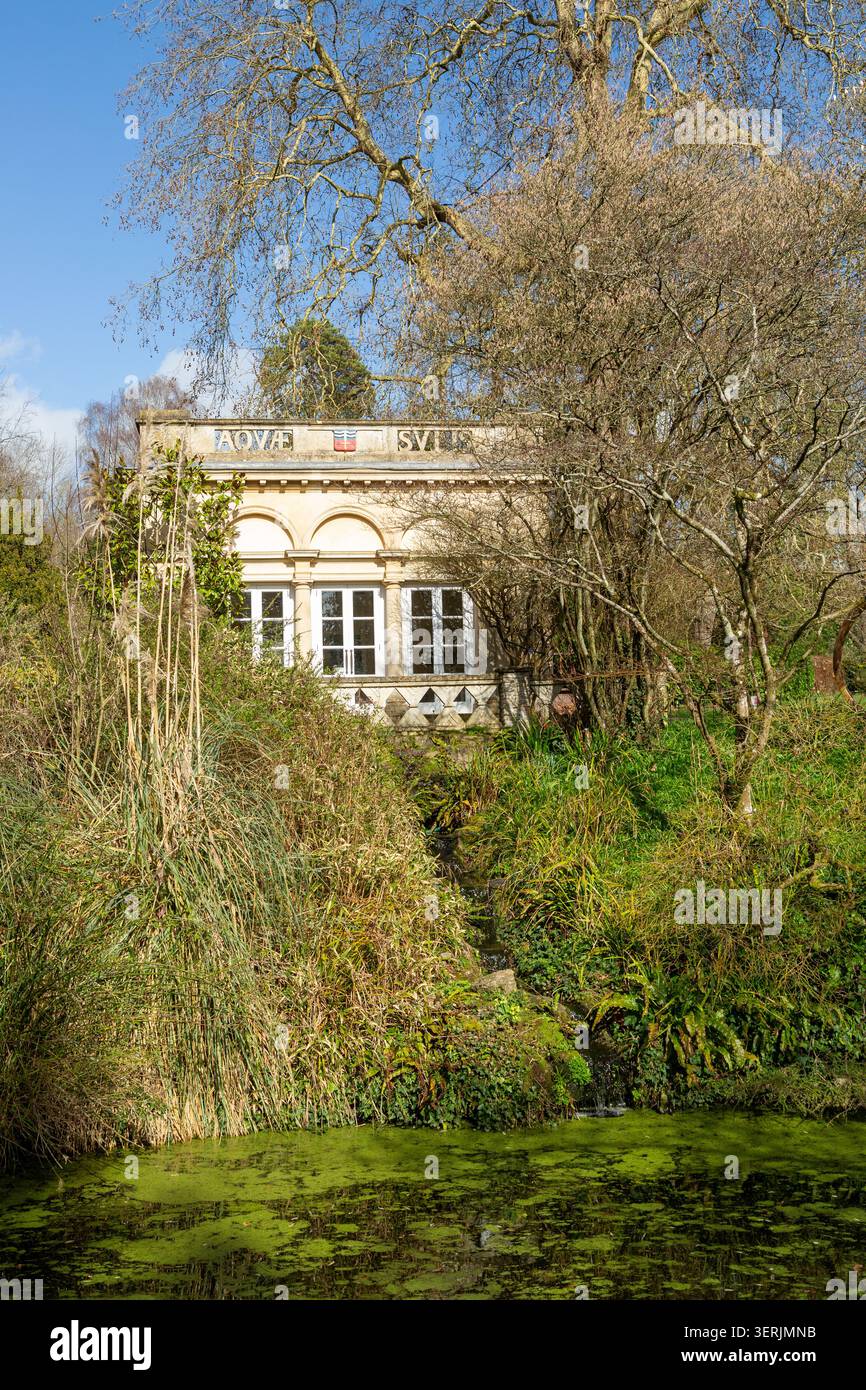 Der nachgebildete Tempel von Minerva befindet sich in den Royal Botanical Gardens im Royal Victoria Park in Bath, England Stockfoto