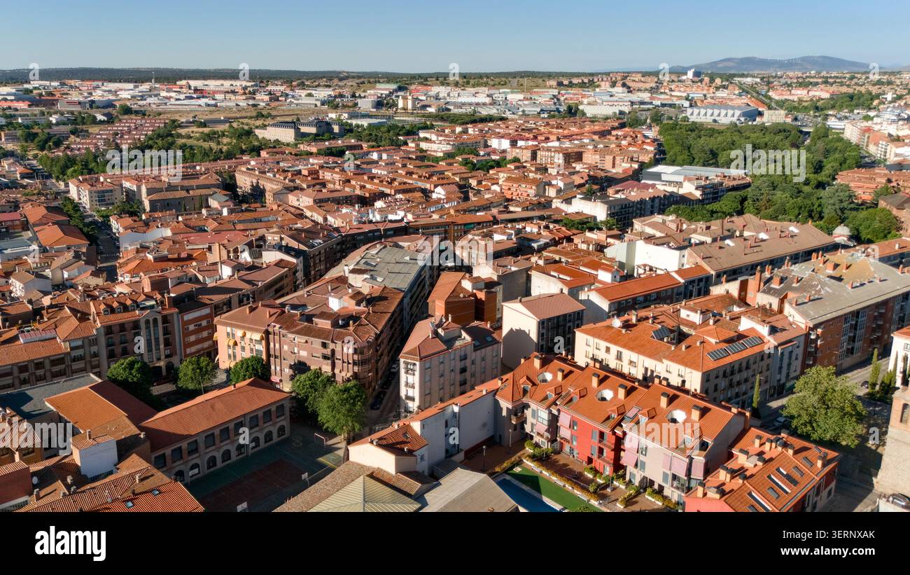 Avila Wohnviertel aus der Vogelperspektive mit Mountain Horizon Stockfoto