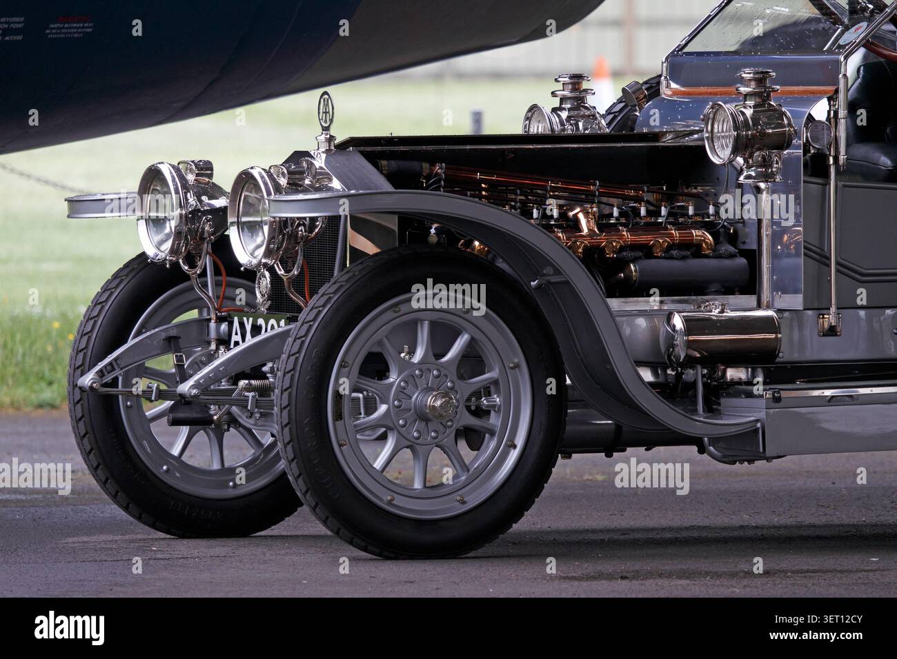AX 201, Rolls Royce Silver Ghost, Motorhaube offen. Stockfoto