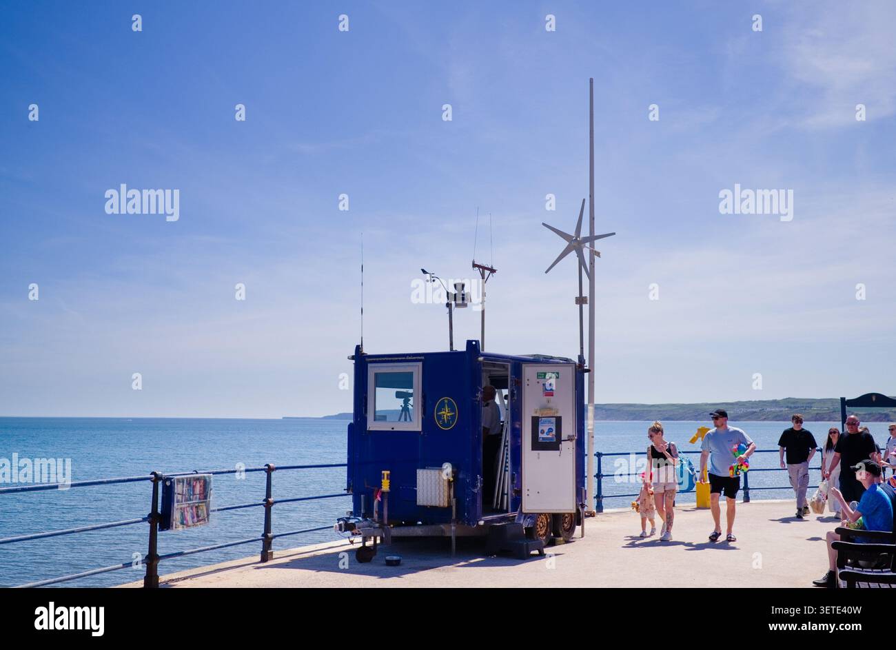 National Coastwatch (NCI) Station an der Küste von Filey bei Flut Stockfoto