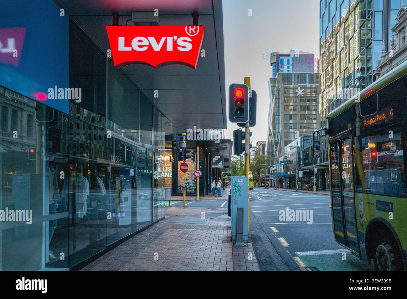 Ein Laden von Levi's in Wellington, Neuseeland, da die globale Denim-Marke ihren Einzelhandel neu strukturiert und mehr als 70 Geschäfte weltweit schließt. Stockfoto