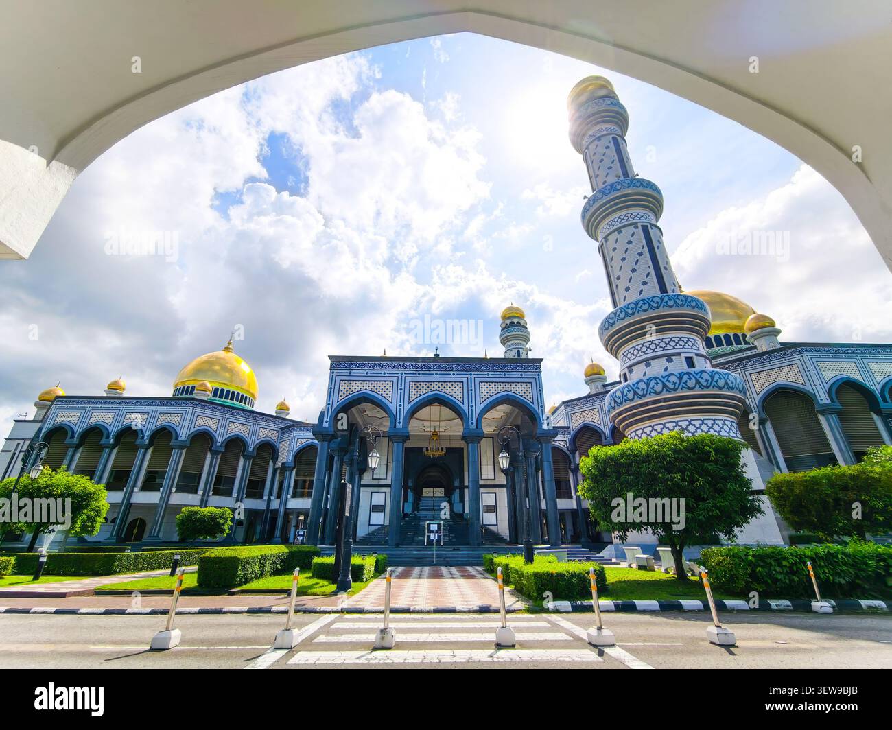 Masjid Jame' ASR Hassanil Bolkiah ist die größte Moschee in Brunei. Stockfoto