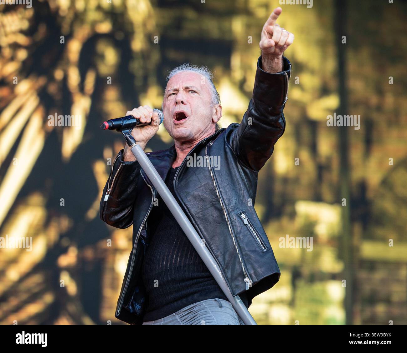 Oslo, Norwegen, 25. Juni 2026, Bruce Dickinson von Iron Maiden live beim Tons of Rock Festival, Anne-Marie Forker/Alamy Live News Stockfoto