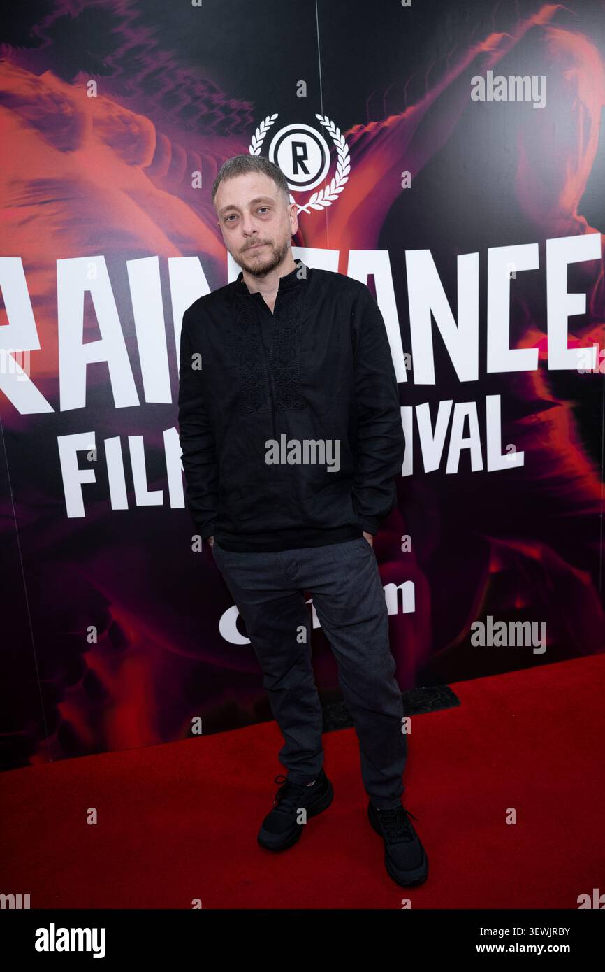 Sadie Frost & Alessio Schiazza nehmen an der Premiere von Rescue a Dokumentarfilm über Tiere teil, die in Konflikten gefangen wurden Stockfoto