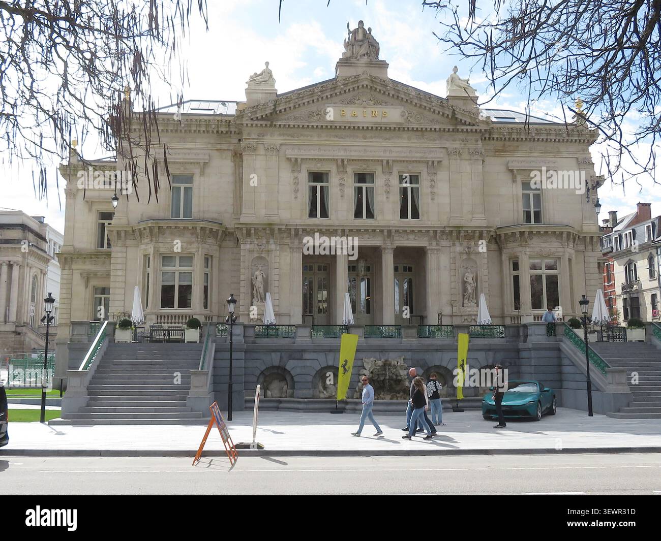 Belgien; Spa; historisches Gebäude von Les Bains de Spa, einem ehemaligen Badehaus, das in ein prestigeträchtiges 5-Sterne-Hotel umgewandelt wurde. Stockfoto