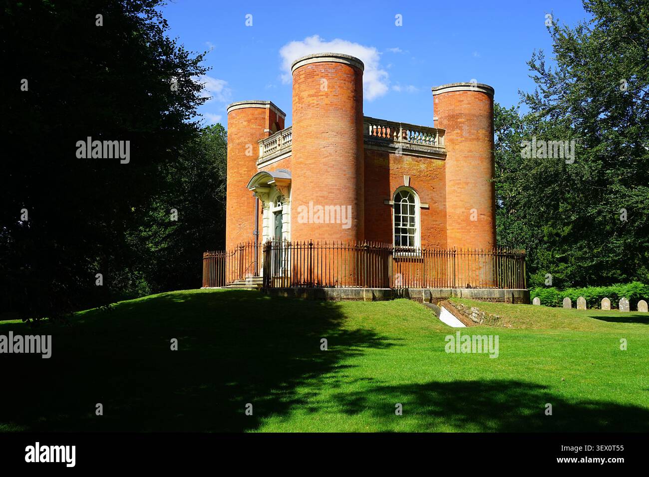 Queen Anne's Sommerhouse im Old Warden Stockfoto