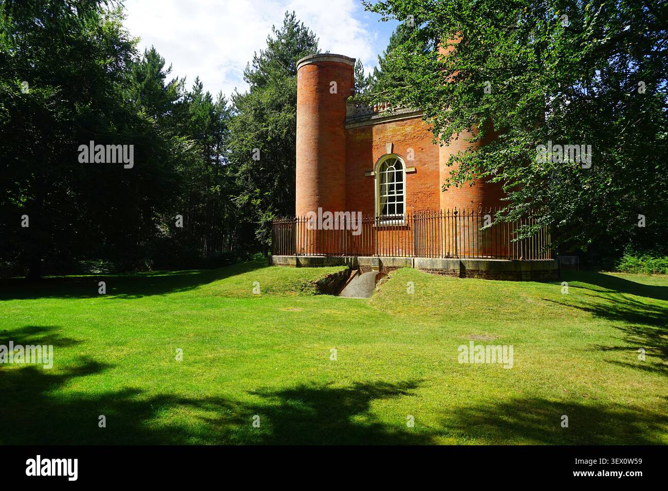 Queen Anne's Sommerhouse im Old Warden Stockfoto