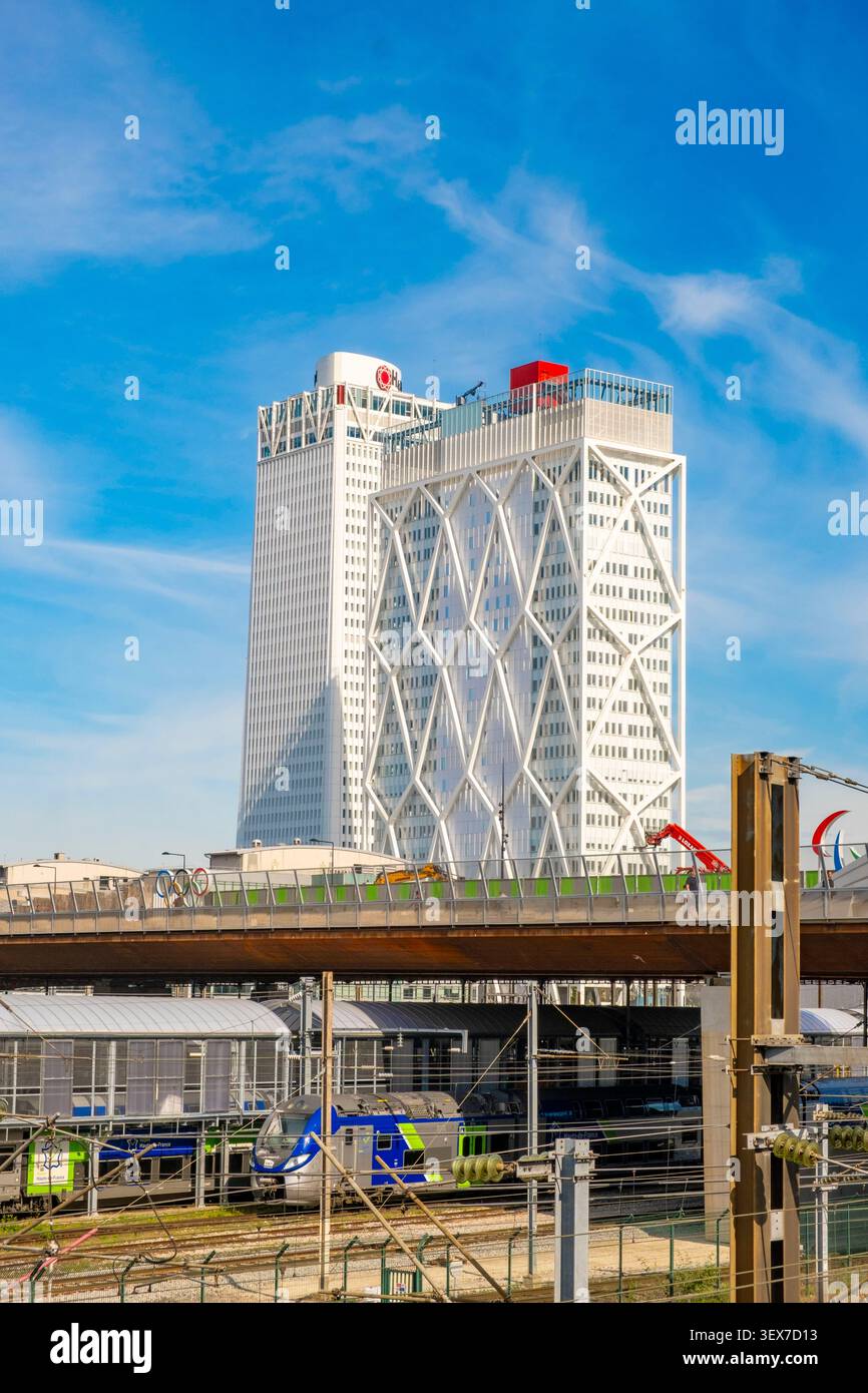 Frankreich, seine Saint Denis, Saint Denis, Maestro Tower und Pleyel Tower im Hintergrund Stockfoto