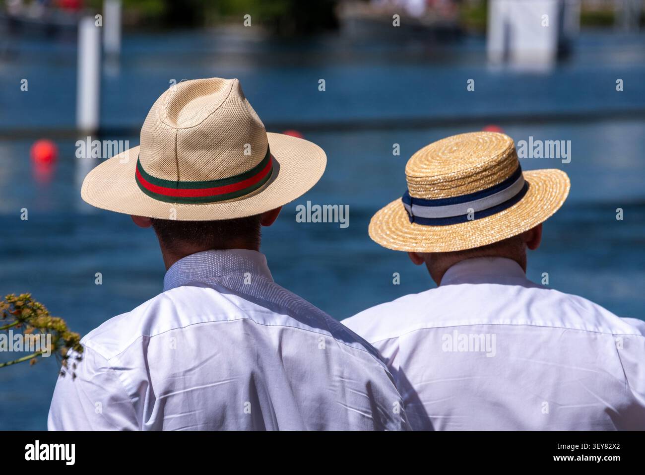 Henley-on-Thames, Oxfordshire, Großbritannien. Juli 2026. Hüte sind ein muss bei Henley Royal Regatta. Quelle: Martin Anderson/Alamy Live News Stockfoto