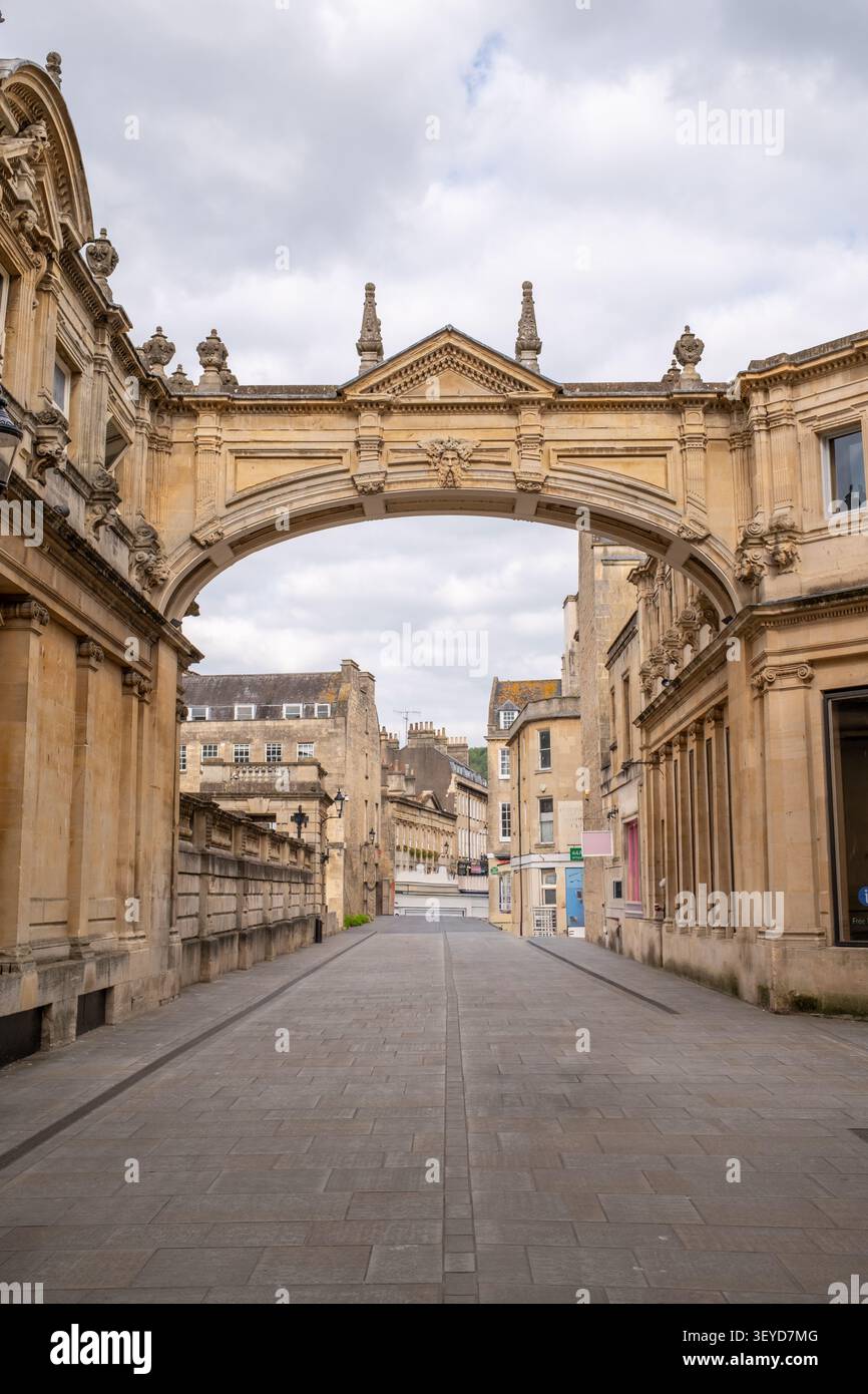 York Street Arch, historischer Kalksteinbogen in Bath, UK Showcas Stockfoto