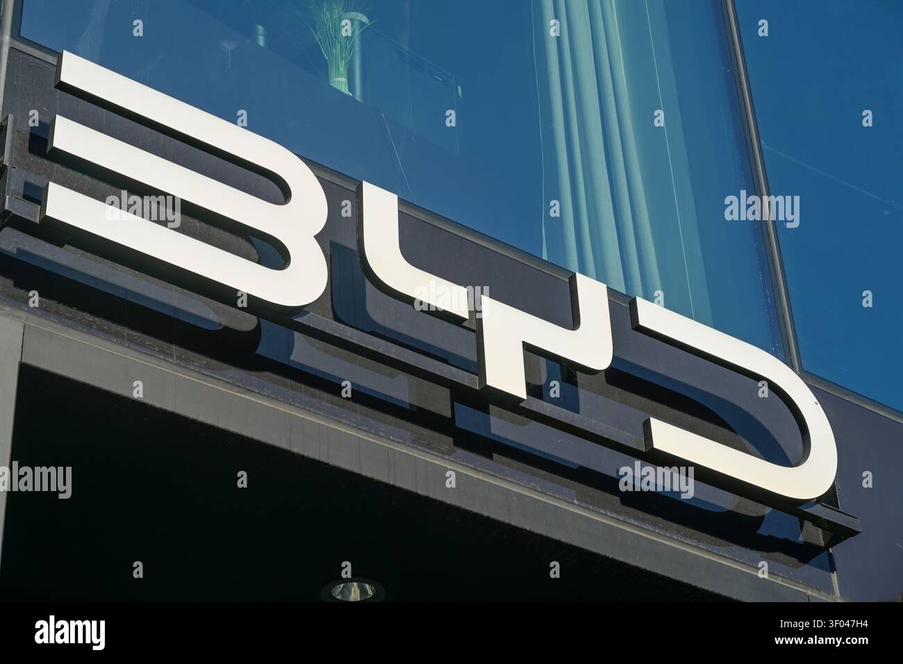 BYD, Autohändler, Showroom, das Geschäftshaus Westlight, Budapester Straße, Kurfürstenstraße, Tiergarten, Mitte, Berlin, Deutschland Stockfoto