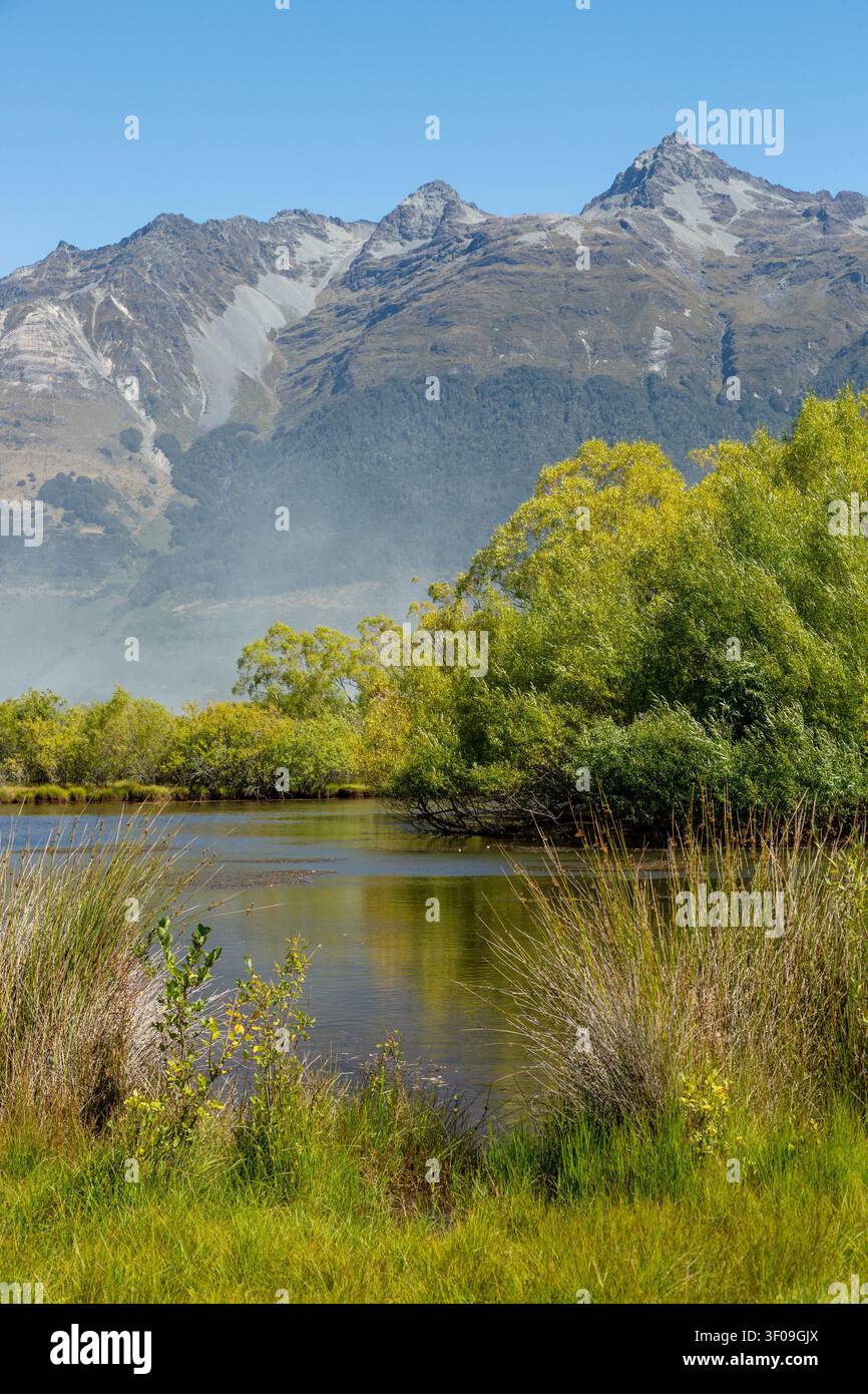 Glenorchy-Lagunen-Pfad, der in Herr der Ringe verwendet wurde, Glenorchy, Otago, Neuseeland Stockfoto
