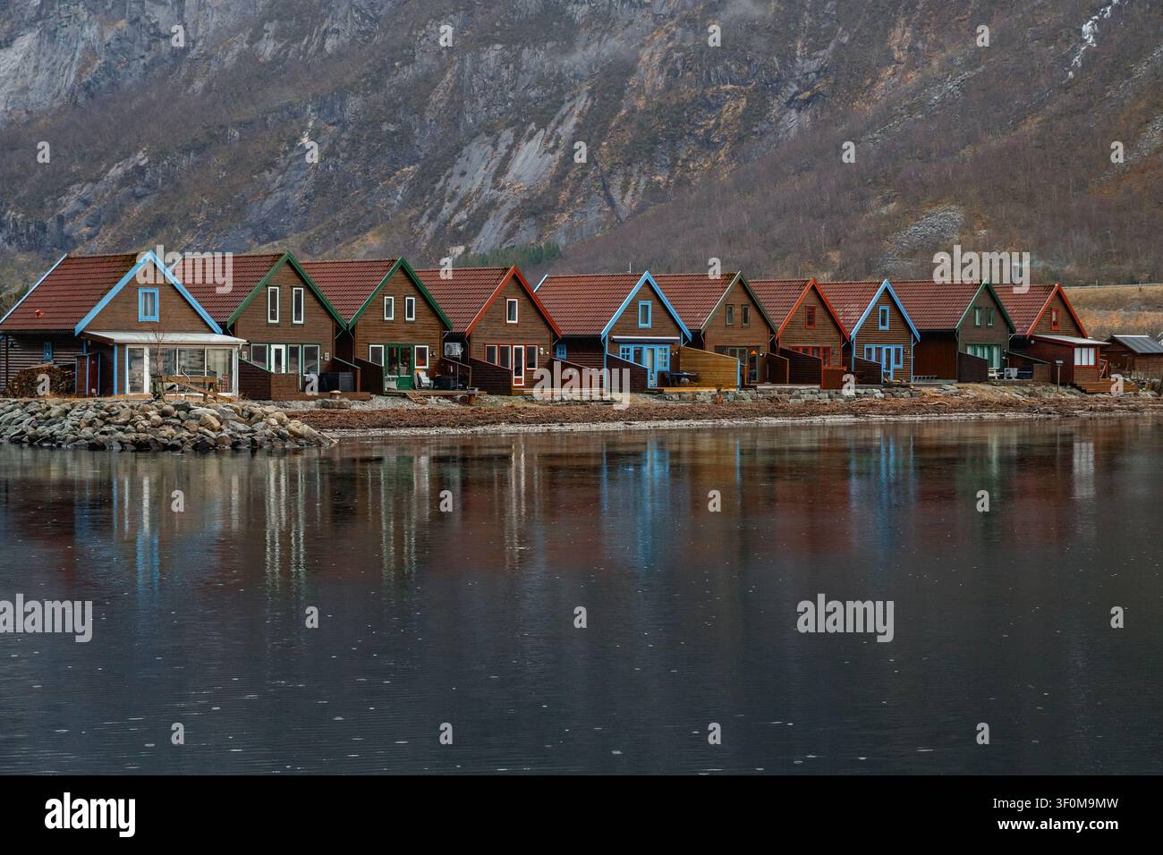Hütte am See in Frafjord, Norwegen Stockfoto
