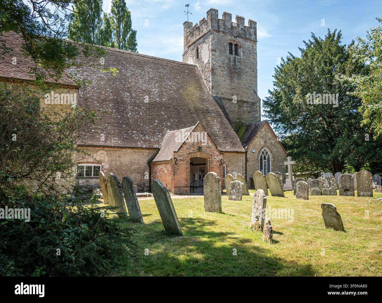 St. Mary Our Lady, die Pfarrkirche von Sidlesham, West Sussex. Stockfoto