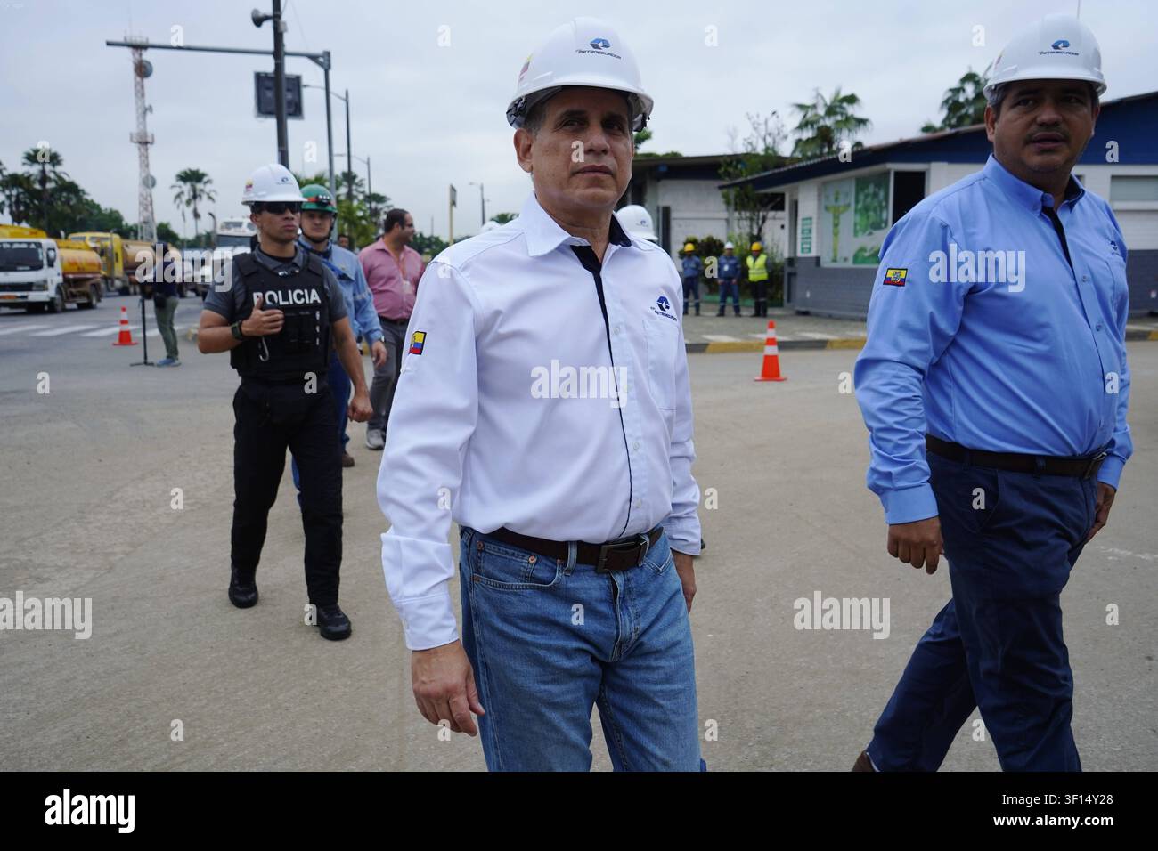 Guayaquil, Freitag, 10. Juli 2026. Während einer Tour durch das Pascuales-Terminal kündigte der Minister für Umwelt und Energie, Juan Carlos Blum, eine Senkung des Preises für Extra, Ecopais und Diesel an. Fotos von César Munoz, API Guayaquil, Guayas, Ecuador, 20260710 232552 6a510faaa0343 1000241809 Copyright: xCesarxMunozx Stockfoto