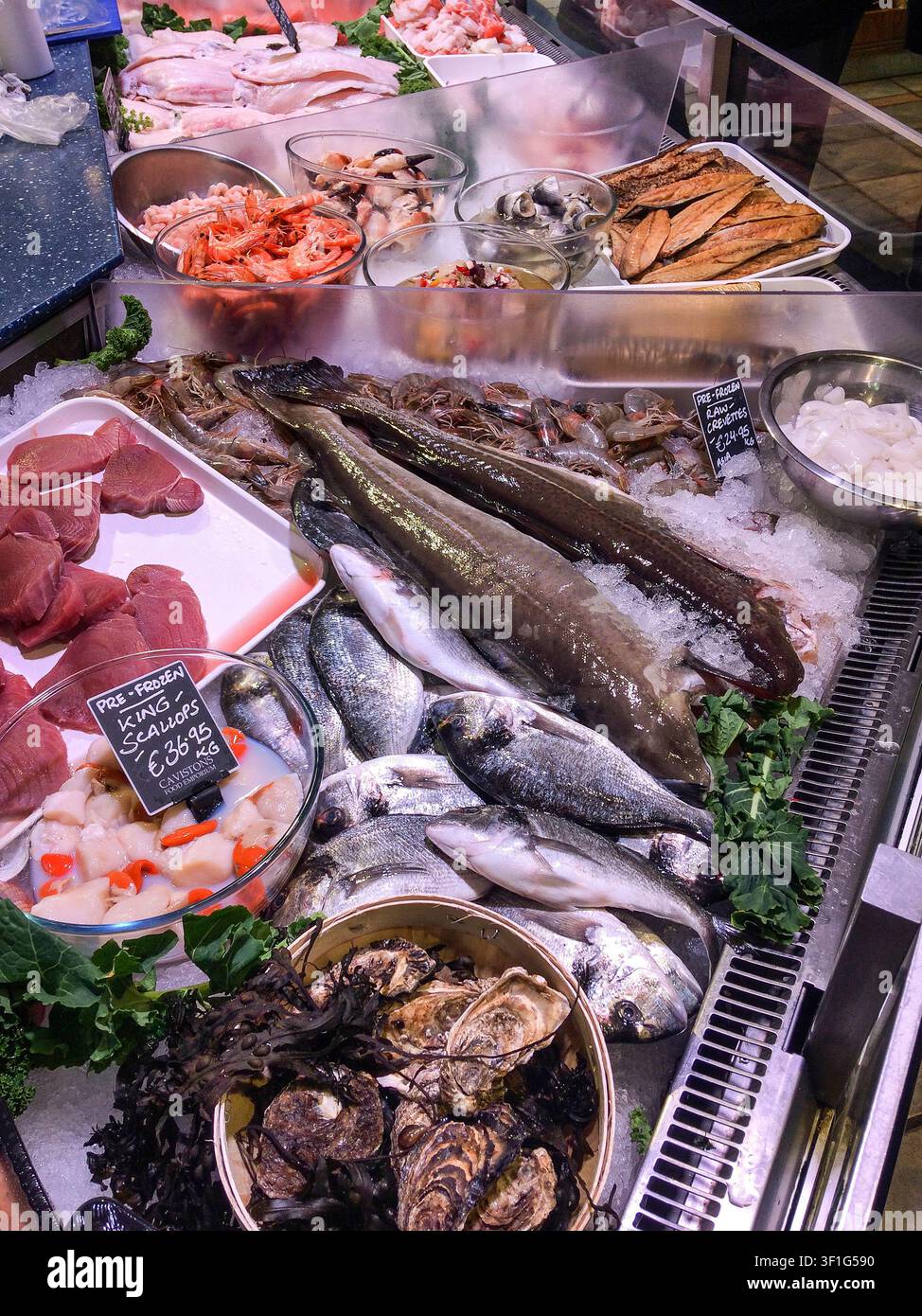 Fischthekenauslage Stockfoto