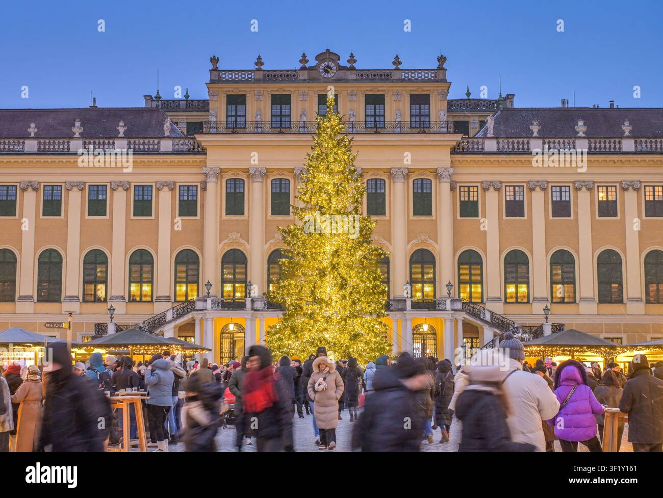 Weihnachtsmarkt, Schloss Schönbrunn, Wien, Österreich Stockfoto