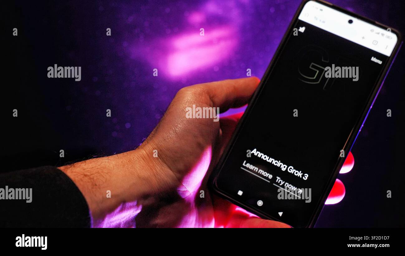 Grok-AI-App-Logo auf dem Gerätebildschirm Stockfoto