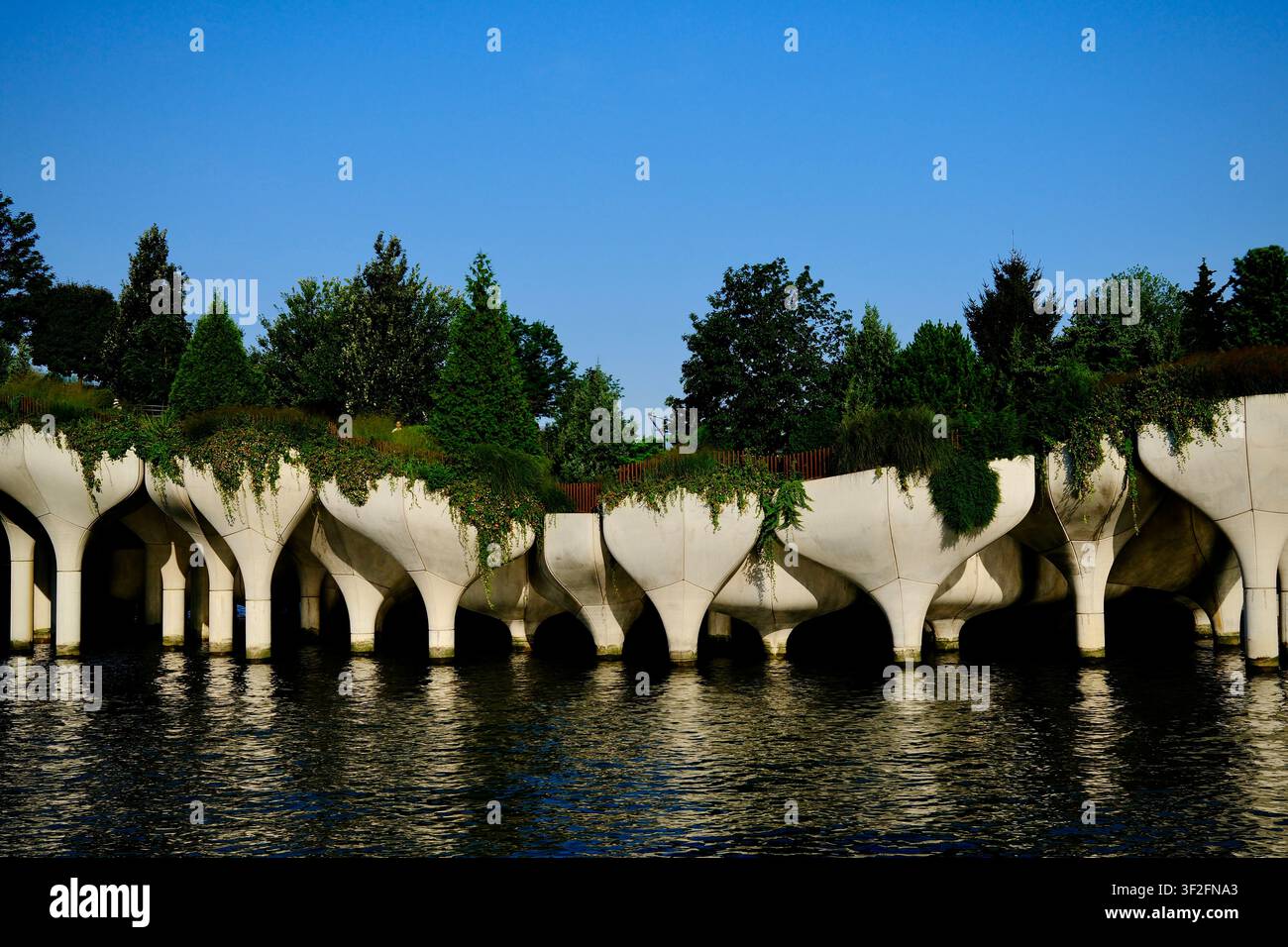 Kleine Insel Architektonische Formen und Gestalten im Hudson (New York, New York, USA) Stockfoto