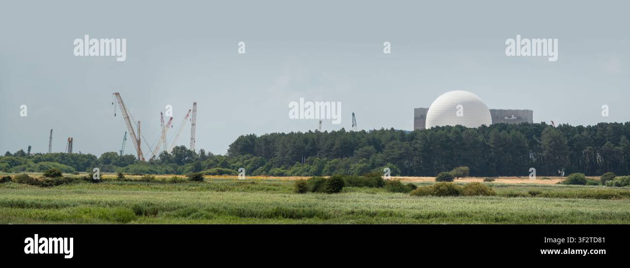 Panorama der Baustelle des Kernkraftwerks Sizewell C, gesehen von Minsmere aus Stockfoto