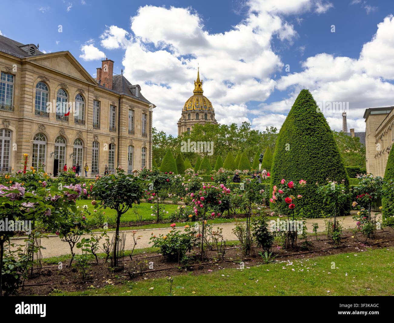 Hôtel Biron, ein Rokoko-Herrenhaus aus dem achtzehnten Jahrhundert, Heimat des Musée Rodin und seiner eleganten Skulpturengärten, in Paris, Frankreich Stockfoto