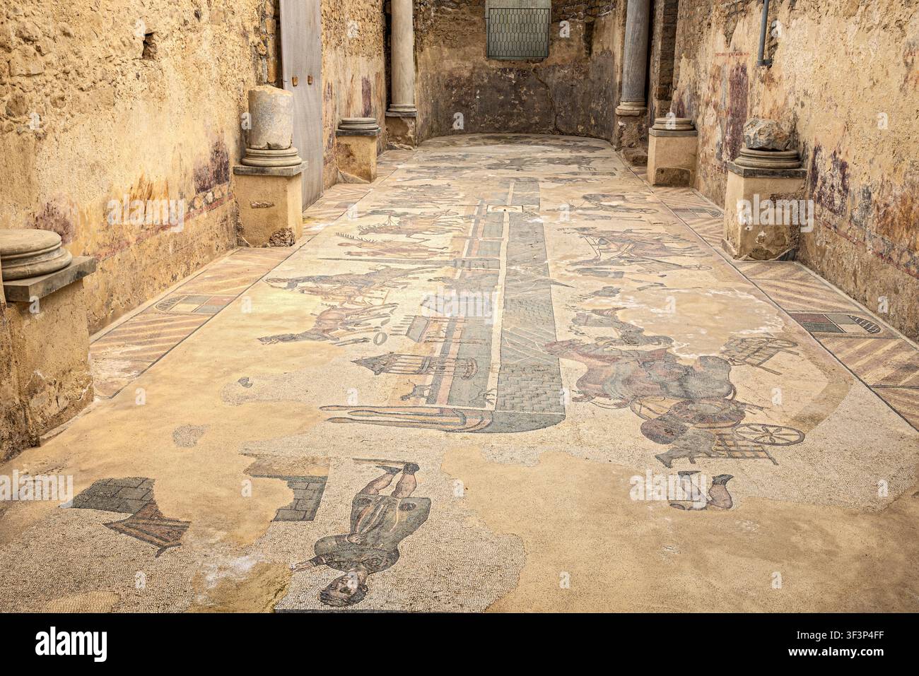 Zwei-Apsenzimmer, Palästra, Halle, Nachbildung des Circus Maximus von Rom, Romana del Casale, Piazza Armerina, Sizilien, Italien Stockfoto