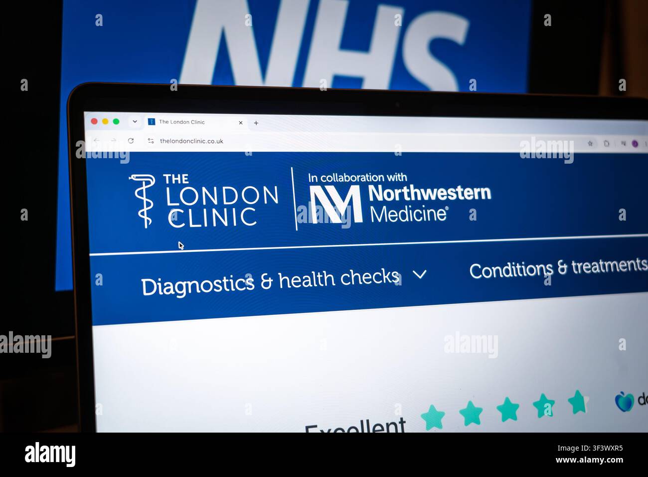 LONDON, UK - 2. JULI 2026: Logo der London Clinic auf ihrer Website. Die London Clinic ist ein unabhängiges wohltätiges Privatkrankenhaus. Stockfoto