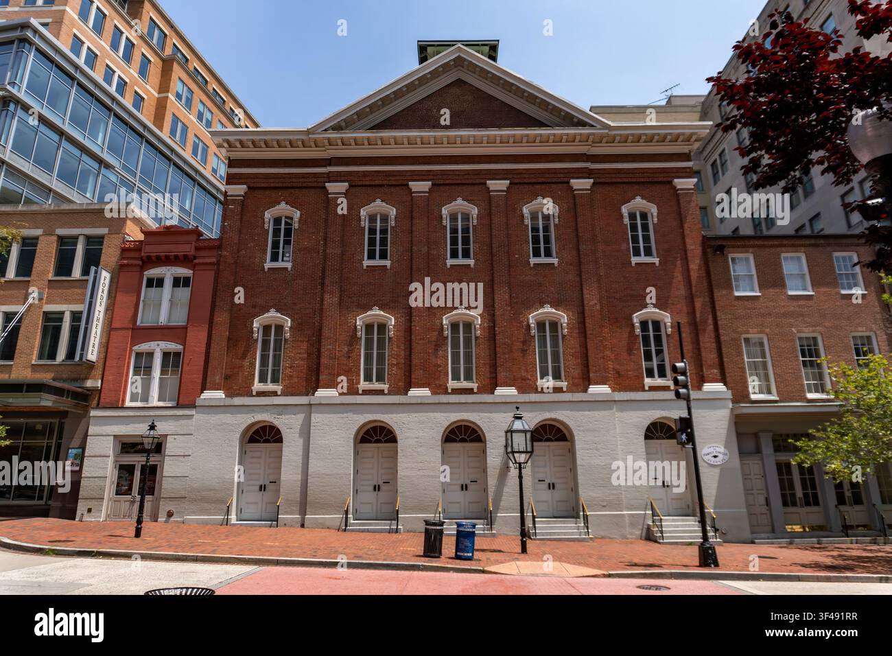 Historische Wahrzeichen: Vorderfassade des historischen Ford's Theatre in Washington, D.C. Stockfoto