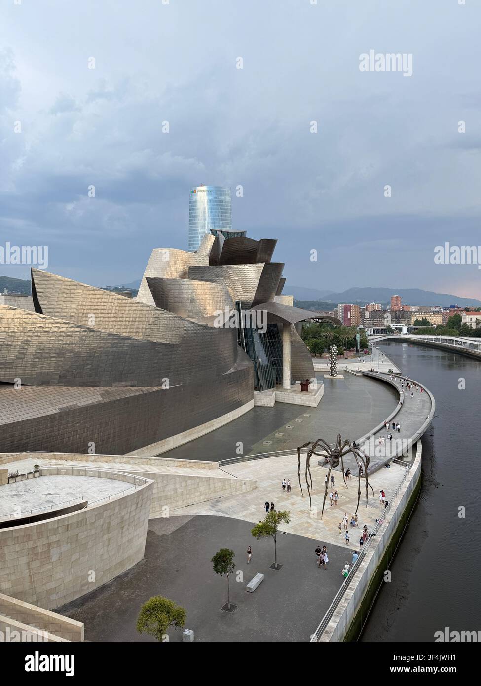 Das Guggenheim-Museum Bilbao, Spanien - Smartphone-aufgenommenes Stockfoto