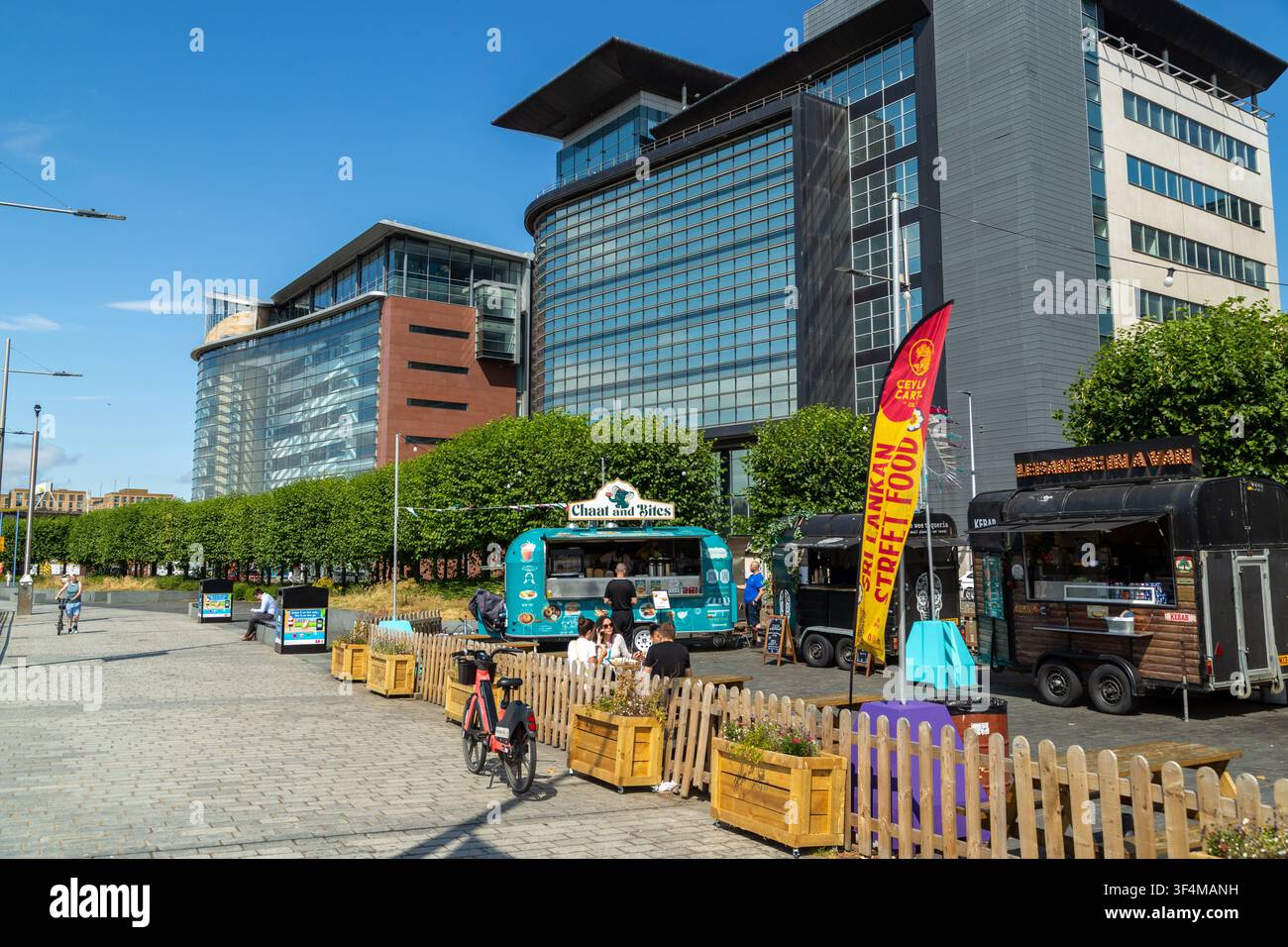 Die Broomielaw-Wasserfront in Glasgow, Schottland, Heimat des Good Times Street Food Markts Stockfoto