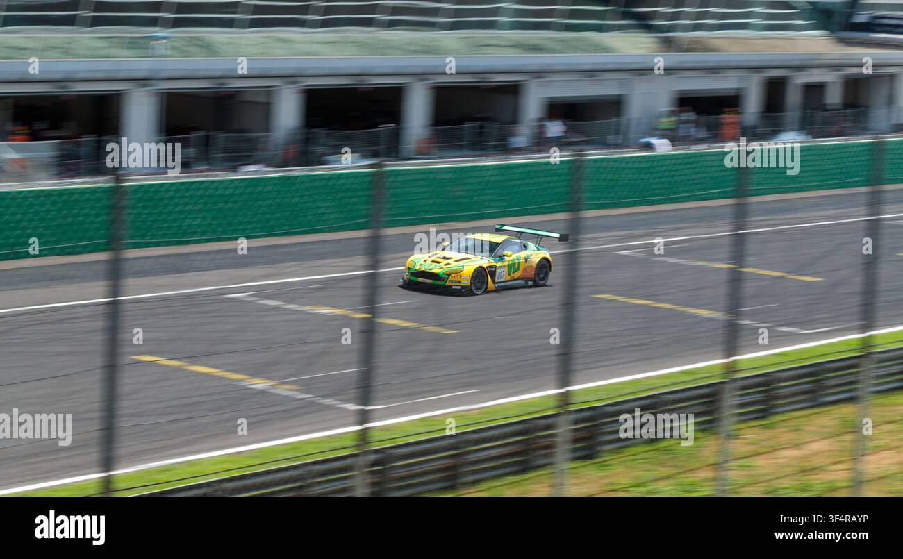 Masters Endurance Legends 1 & 2 Monza 25.07.2026. 2012 Aston Martin Vantage V12 GT3 Stockfoto
