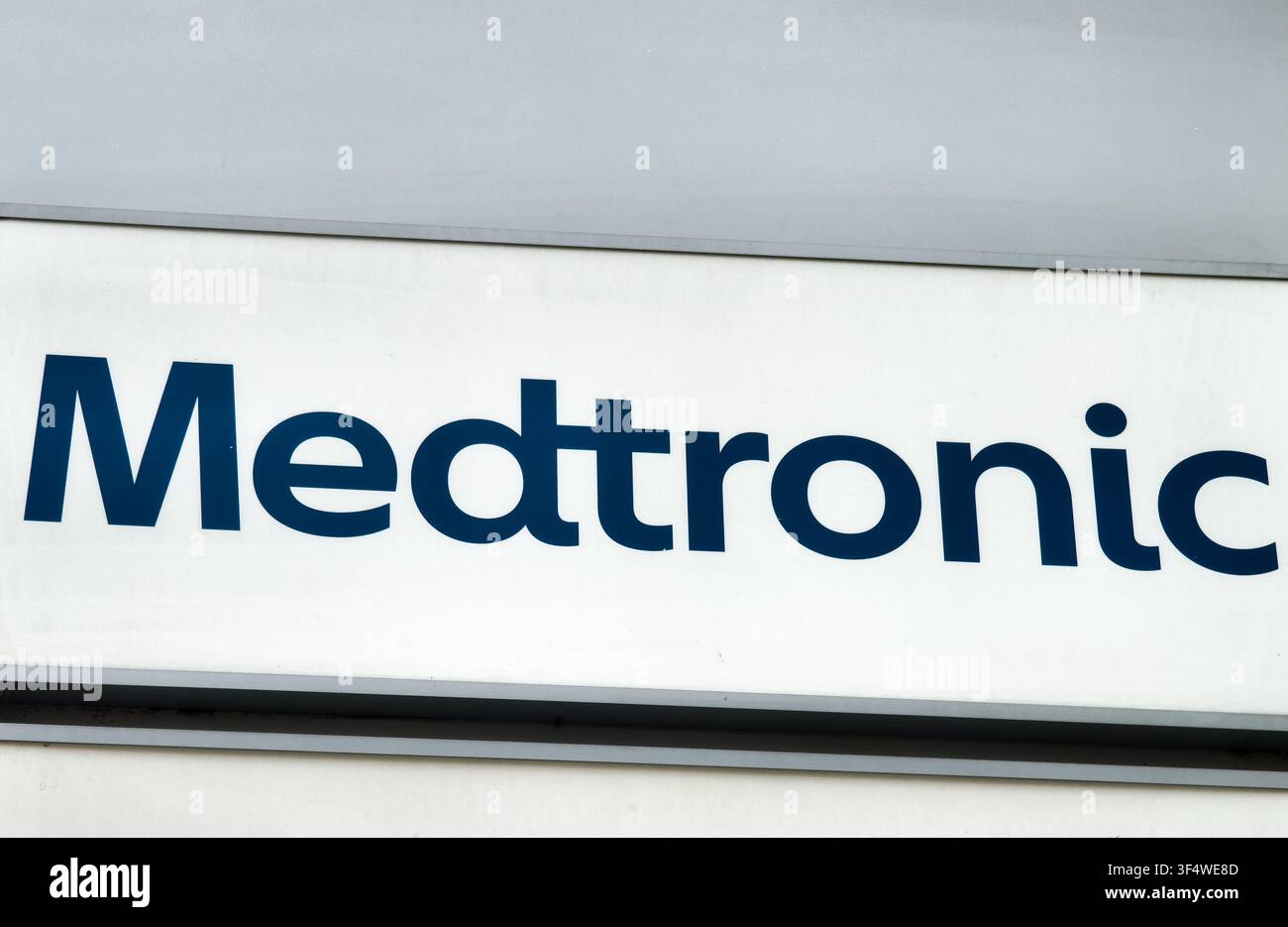 Medtronic-Korporationslogo, ein führender globaler Hersteller von Gesundheitsversorgungstechnologie und medizinischen Geräten Stockfoto