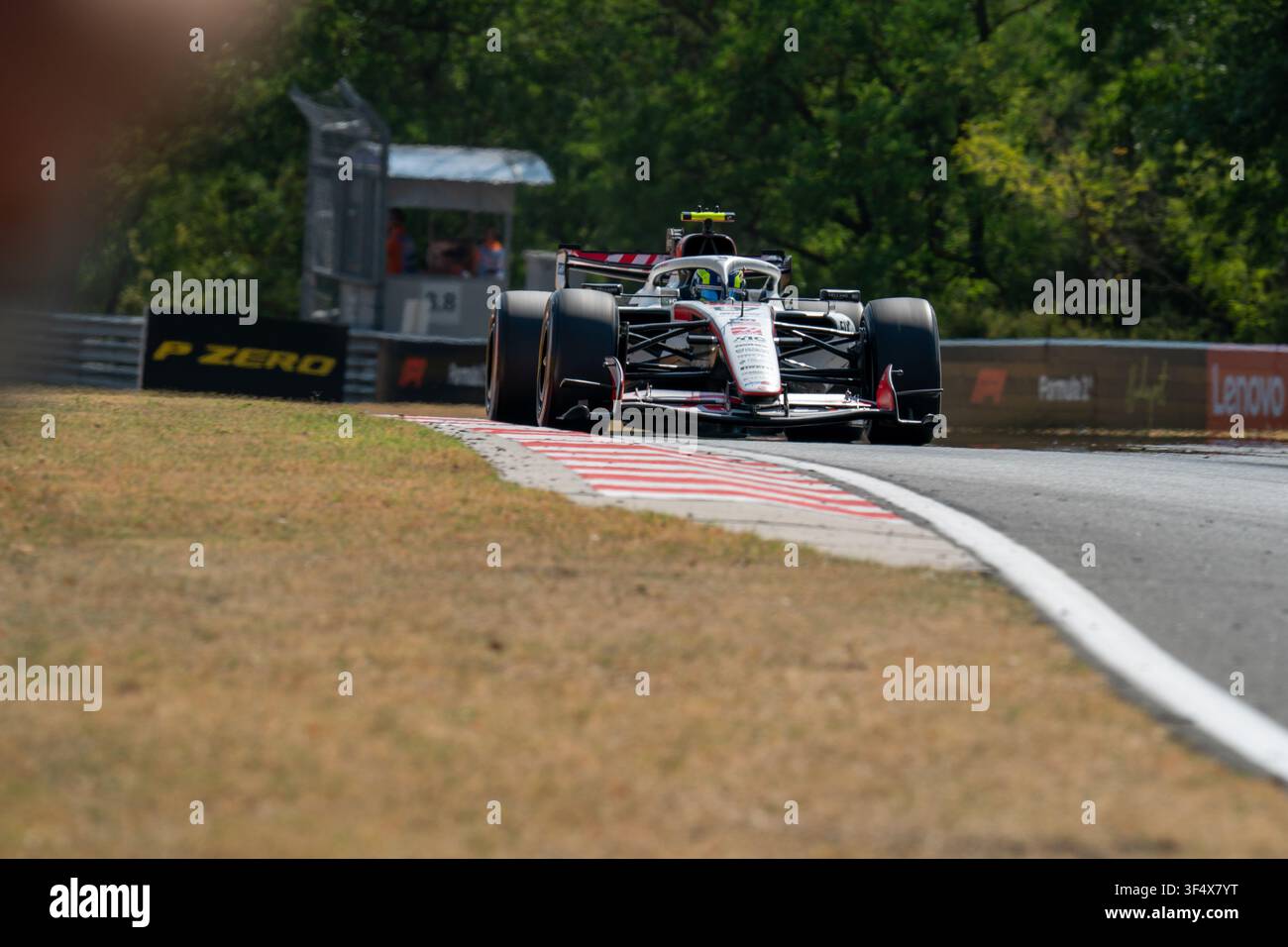 Formel 1 AWS Ungarischer Grand Prix 2026 - Sonntag, 26. Juli - Rennen - #87 Oliver Bearman (GBR) - TGR Haas F1 Team Stockfoto