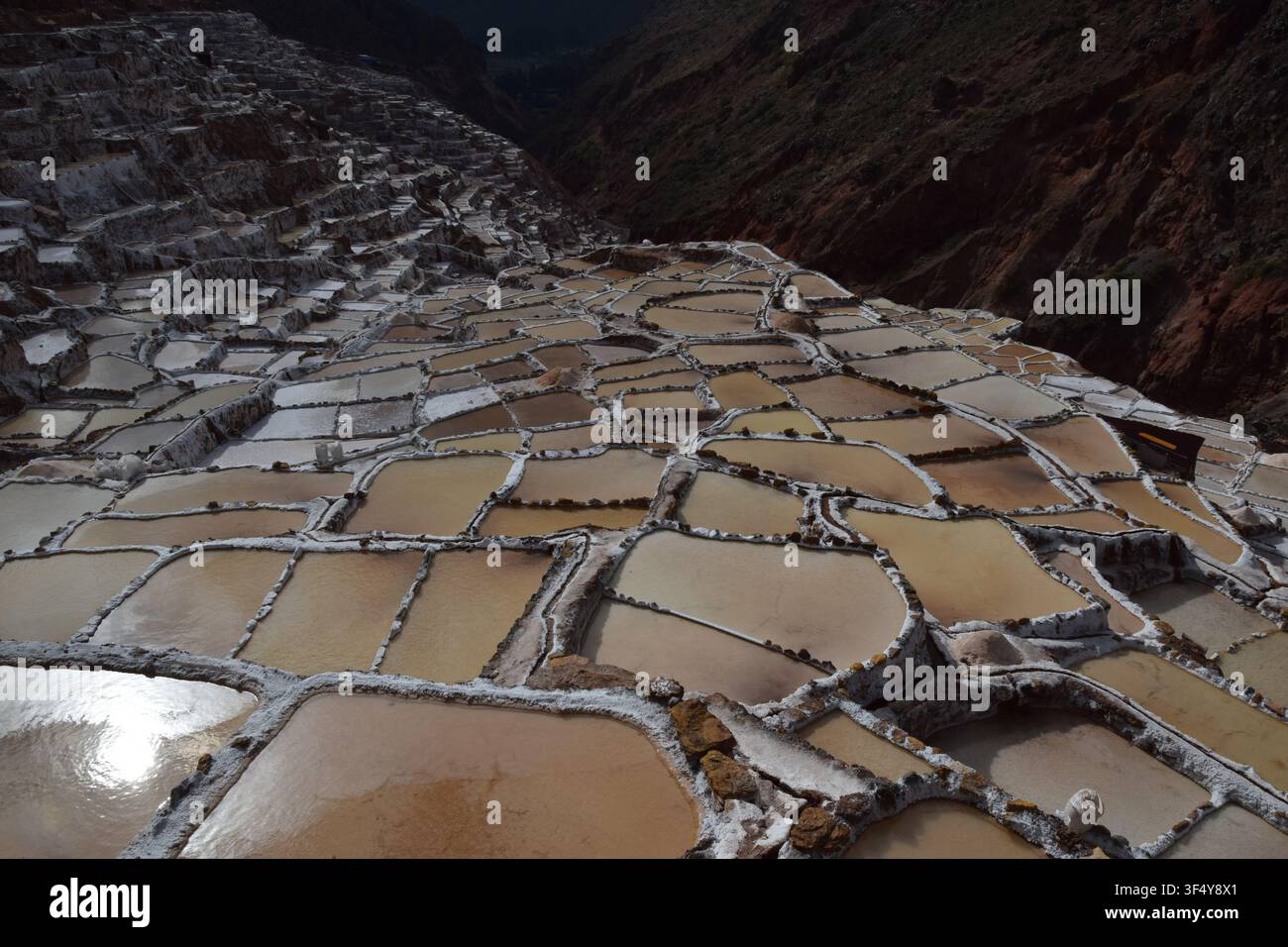 Salzmine von Maras, Carretera a Maras, Maras 08655, Peru, in der Urubamba-Provinz der Region Cusco. Stockfoto