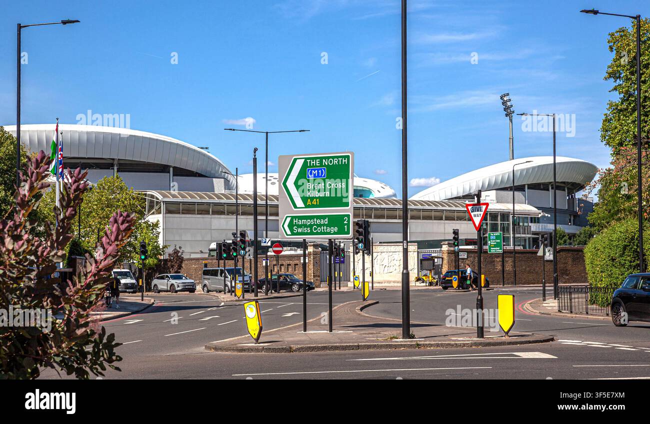 Das Lord's Cricket Ground aus der Ferne gesehen, St John's Wood Rd, London NW8, England, UK. Stockfoto