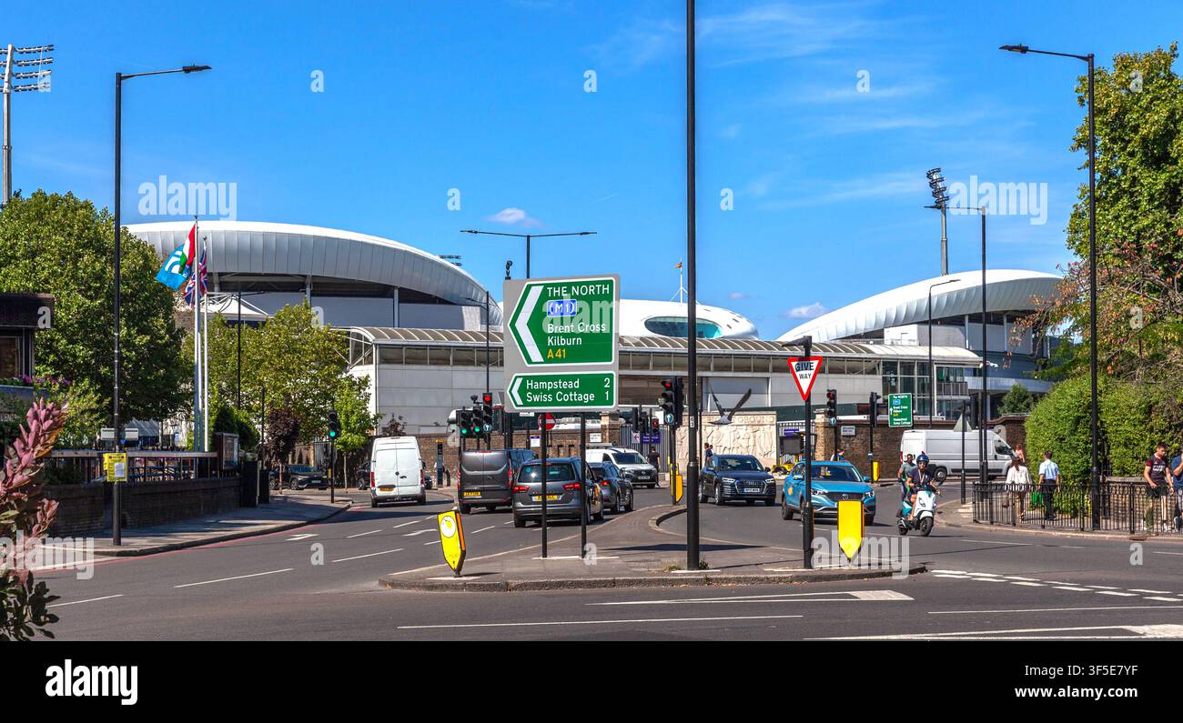 Das Lord's Cricket Ground aus der Ferne gesehen, St John's Wood Rd, London NW8, England, UK. Stockfoto