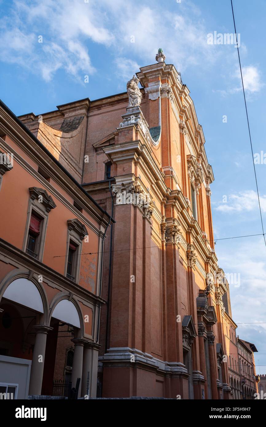 Metropolitankathedrale von San Pietro (Cattedrale Metropolitana di San Pietro), Bologna, Italien Stockfoto