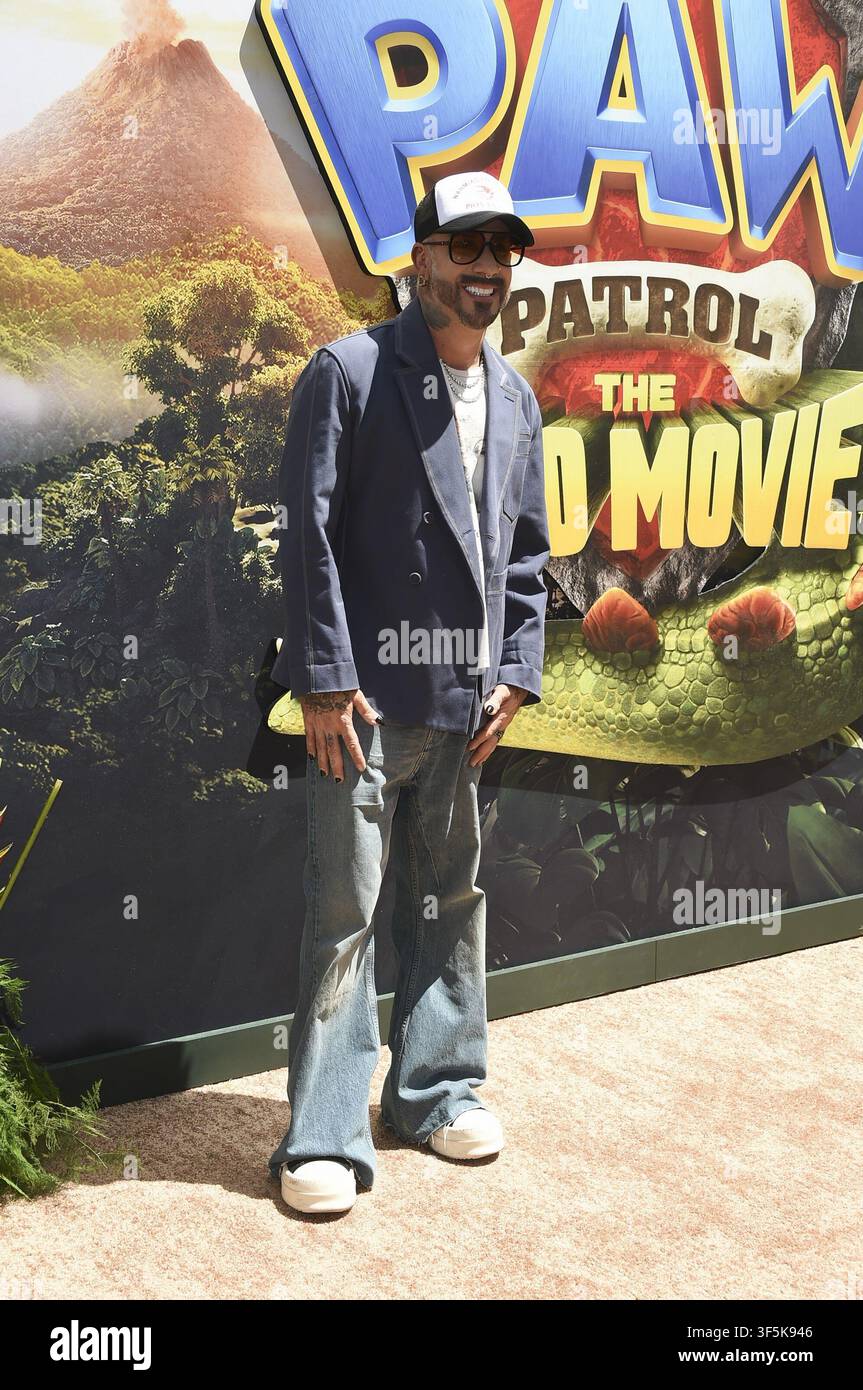 Ca. 02. Aug., 2026. AJ McLean bei den Ankünften zur PAW PATROL: THE DINO MOVIE Global Premiere, Paramount Theater, Los Angeles, CA, 2. August 2026. Credit: Elizabeth Goodenough/Everett Collection/Alamy Live News Stockfoto