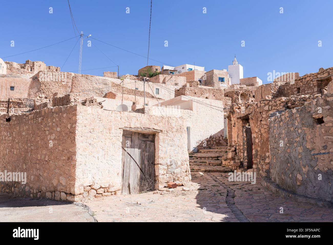 Steinhäuser des Berberdorfs Matmata Stockfoto