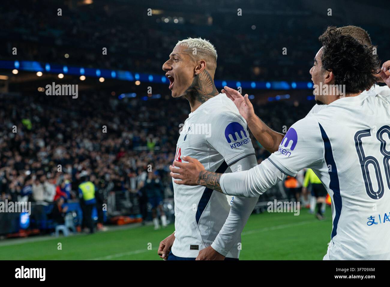 Richarlison von Tottenham feiert das zweite Tor seiner Mannschaft im Spiel Chelsea FC gegen Tottenham Hotspur beim Sydney Super Cup am 1. Stockfoto