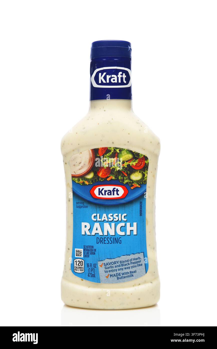 IRVINE, KALIFORNIEN - 28. JULI 2026: Eine Flasche Kraft Classic Ranch Dressing. Stockfoto